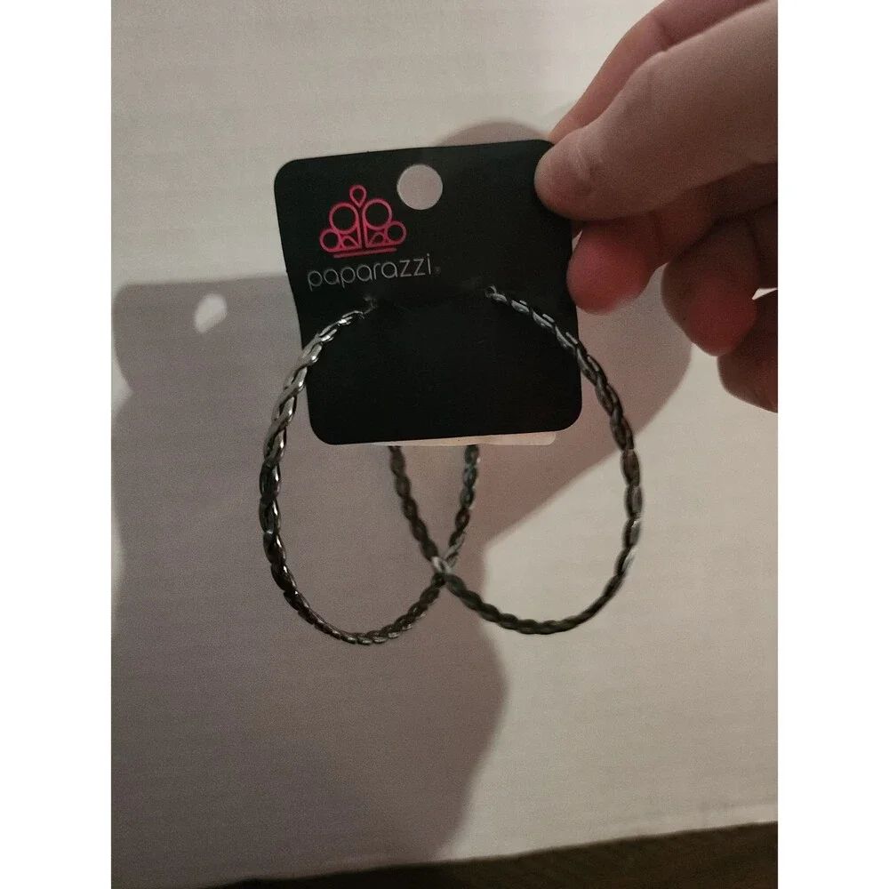 Paparazzi Infinite Twist Black Gunmetal Hoop Earrings E1719 - NWT